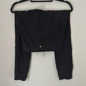 Lululemon wundertrain with pockets size 6